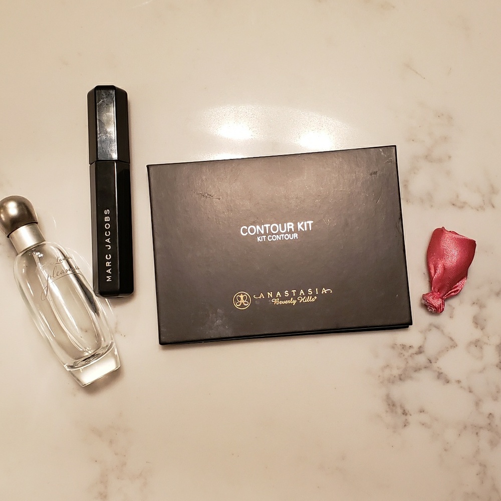 Anastasia Beverly hills contour kit